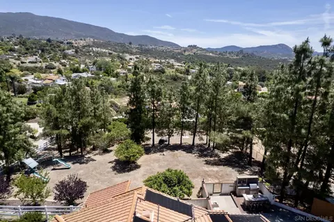 View/Area - 2389 Victoria Cir, Alpine, CA 91901 photo 3 of 5
