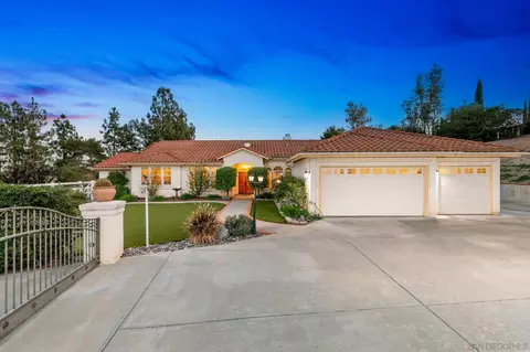 Exterior - 2389 Victoria Cir, Alpine, CA 91901 photo 2 of 6
