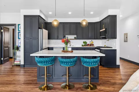 Kitchen - 296 East Ln, El Cajon, CA 92021 photo 3 of 4