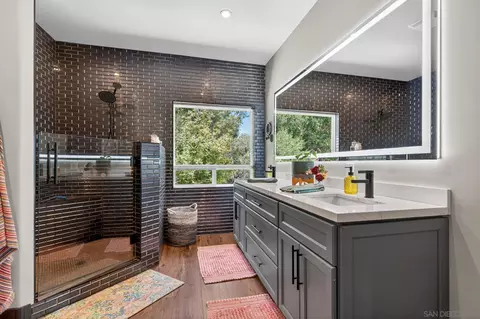 Bath - 296 East Ln, El Cajon, CA 92021 photo 1 of 5