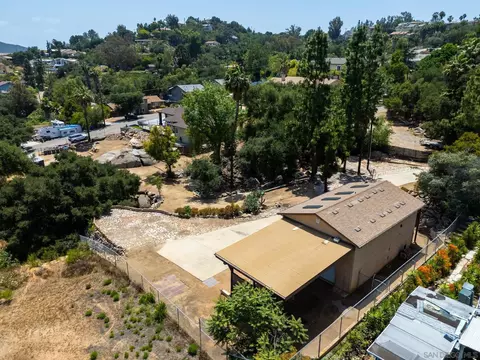 View/Area - 296 East Ln, El Cajon, CA 92021 photo 1 of 4