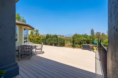 Exterior - 296 East Ln, El Cajon, CA 92021 photo 5 of 12