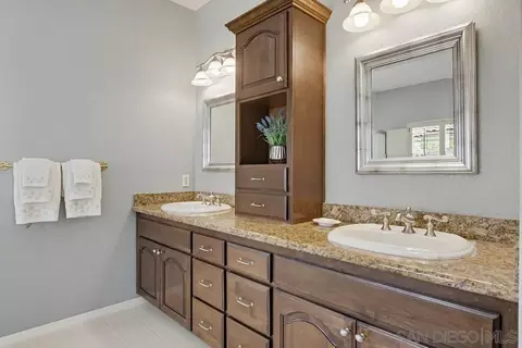 Bath - 2071 Winamar, Escondido, CA 92029 photo 4 of 5