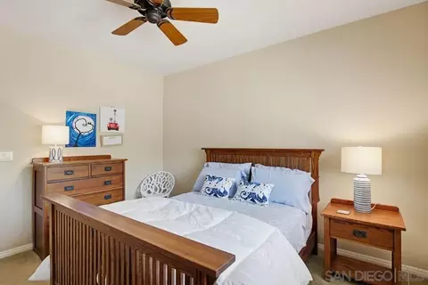Bedroom - 2071 Winamar, Escondido, CA 92029 photo 4 of 6