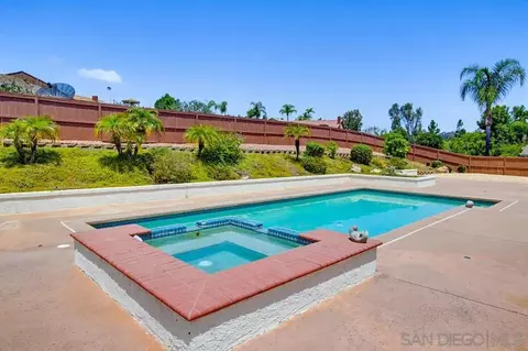 Exterior - 2071 Winamar, Escondido, CA 92029 photo 7 of 9