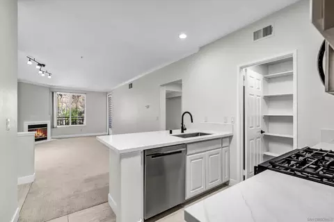 10848 Scripps Ranch Blvd #205, San Diego, CA 92131