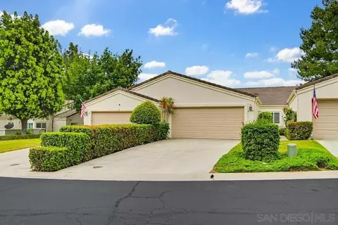 29549 Circle R Greens Dr, Escondido, CA 92026