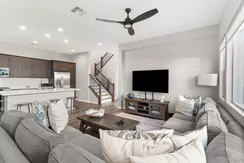 493 Village Greens Way, San Marcos, CA 92078