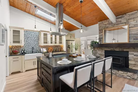 Kitchen - 12832 Stone Canyon Rd, Poway, CA 92064 photo 5 of 5