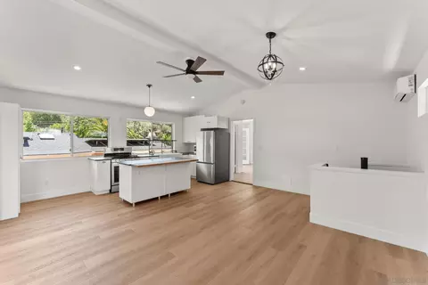 Living - 12832 Stone Canyon Rd, Poway, CA 92064 photo 2 of 4