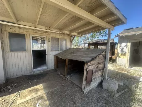 Exterior - 34047 175th St E, Llano, CA 93544 photo 11 of 15