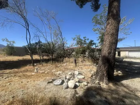 Exterior - 34047 175th St E, Llano, CA 93544 photo 12 of 15