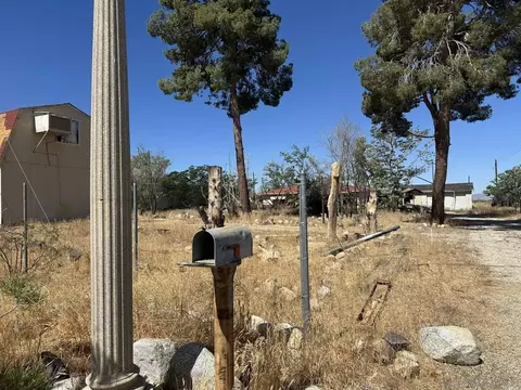 Exterior - 34047 175th St E, Llano, CA 93544 photo 3 of 15