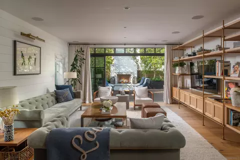 Living - 527 Ocean Blvd, Coronado, CA 92118 photo 4 of 4
