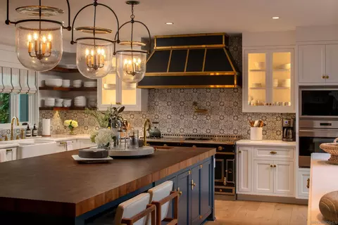Kitchen - 527 Ocean Blvd, Coronado, CA 92118 photo 2 of 3