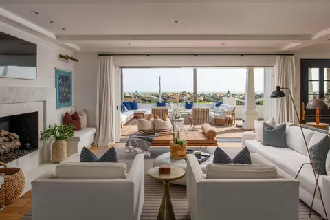 Living - 527 Ocean Blvd, Coronado, CA 92118 photo 1 of 4