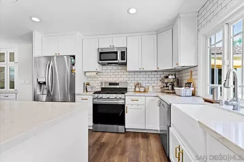 Kitchen - 12243 Buckskin, Poway, CA 92064 photo 4 of 6