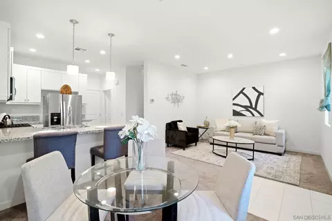 4129 Sitio Flor, Oceanside, CA 92057