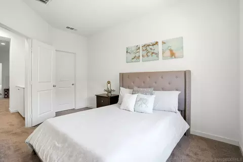 Bedroom - 4129 Sitio Flor, Oceanside, CA 92057 photo 4 of 6