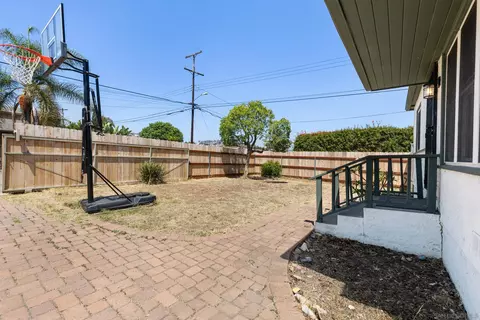 Exterior - 9451 San Francisco St, Spring Valley, CA 91977 photo 6 of 9