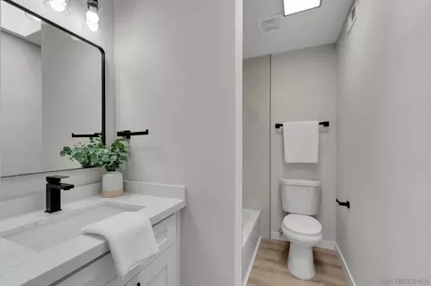 Bath - 13322 Via Mark, Poway, CA 92064 photo 1 of 3