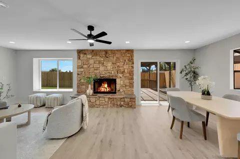Living - 13322 Via Mark, Poway, CA 92064 photo 4 of 5
