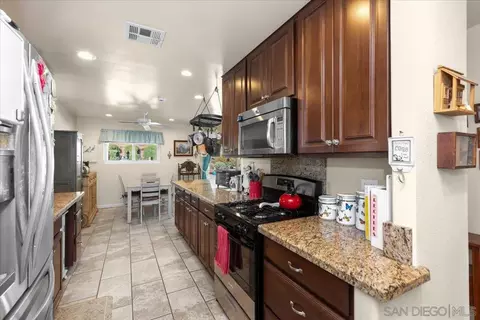 Kitchen - 9254 Shadow Hill Rd, Santee, CA 92071 photo 1 of 5