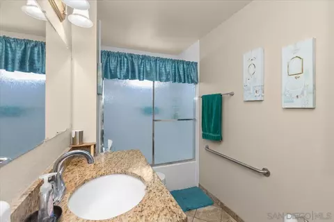 Bath - 9254 Shadow Hill Rd, Santee, CA 92071 photo 2 of 3