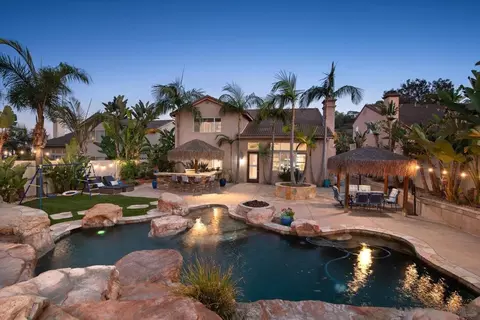 218 Falcon Pl, San Marcos, CA 92069