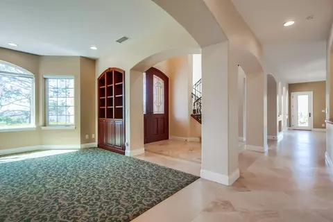 Living - 13852 Northcrest Ln, Poway, CA 92064 photo 1 of 7