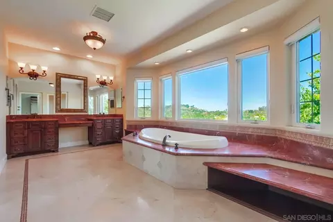Bath - 13852 Northcrest Ln, Poway, CA 92064 photo 1 of 3