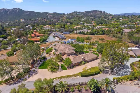 View/Area - 13852 Northcrest Ln, Poway, CA 92064 photo 9 of 11