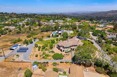 View/Area - 13852 Northcrest Ln, Poway, CA 92064 photo 4 of 11