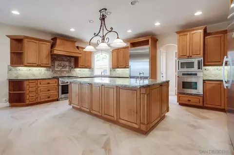 Kitchen - 13852 Northcrest Ln, Poway, CA 92064 photo 2 of 3
