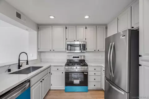 Kitchen - 12875 Carriage Heights Way, Poway, CA 92064 photo 1 of 3