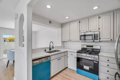 Kitchen - 12875 Carriage Heights Way, Poway, CA 92064 photo 2 of 3