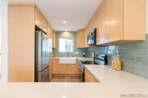 Kitchen - 236 B, Coronado, CA 92118 photo 1 of 3