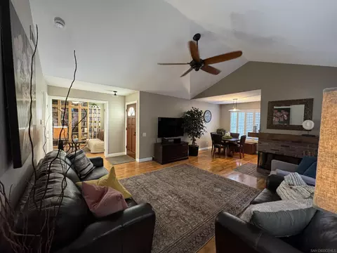3684 Avocado Vlg #20, La Mesa, CA 91941
