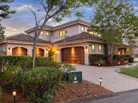 5259 Meadows Del Mar, San Diego, CA 92130