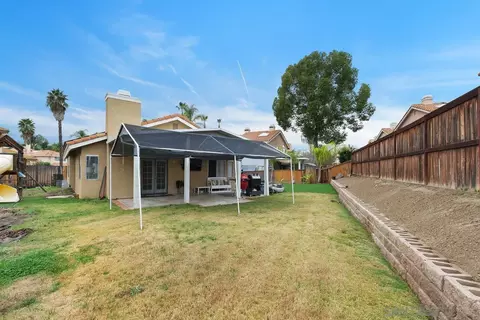 Exterior - 40110 Cannes Ct, Temecula, CA 92591 photo 8 of 9