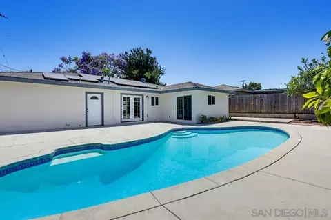 Exterior - 569 Gold Dr, Oceanside, CA 92057 photo 15 of 19