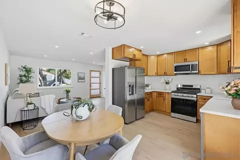 Kitchen - 569 Gold Dr, Oceanside, CA 92057 photo 2 of 9