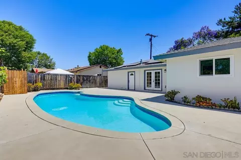 Exterior - 569 Gold Dr, Oceanside, CA 92057 photo 13 of 19