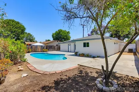 Exterior - 569 Gold Dr, Oceanside, CA 92057 photo 12 of 19