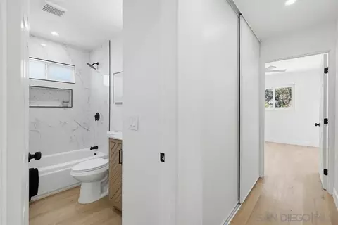 Entry Way - 569 Gold Dr, Oceanside, CA 92057 photo 2 of 2