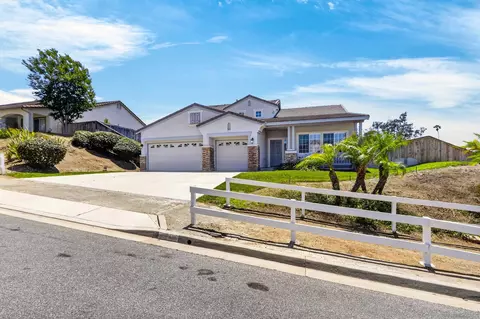 Exterior - 1432 Belmont Park Rd, Oceanside, CA 92057 photo 3 of 13