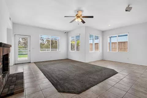 Living - 1432 Belmont Park Rd, Oceanside, CA 92057 photo 6 of 11
