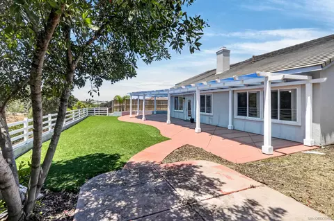 Exterior - 1432 Belmont Park Rd, Oceanside, CA 92057 photo 8 of 13