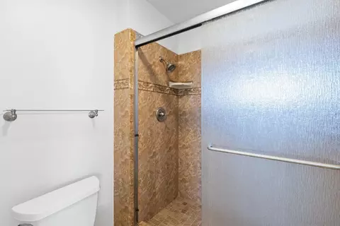 Bath - 2714 Olympia, Carlsbad, CA 92010 photo 3 of 3