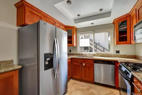 Kitchen - 9837 Caspi Gardens Dr 7, Santee, CA 92071 photo 2 of 2